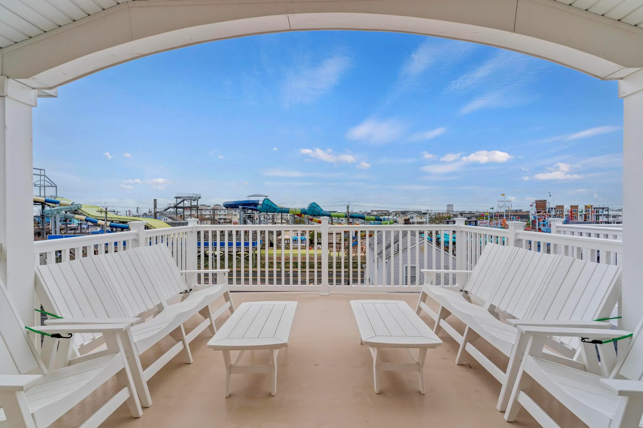 Patios & Decks: Breathtaking Vistas